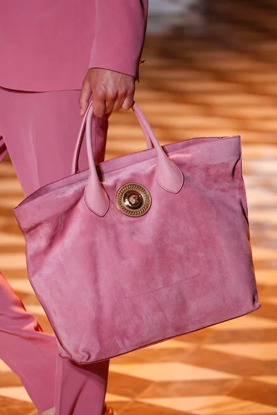 Look 2